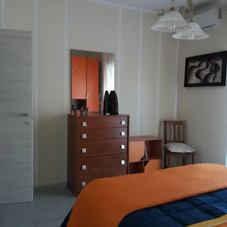 Casa Porta Naxos Sicilia Taormina Будинок відпочинку Джардіні-Наксос